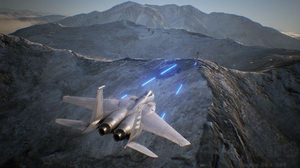 皇牌空戰7未知空域十一項修改器